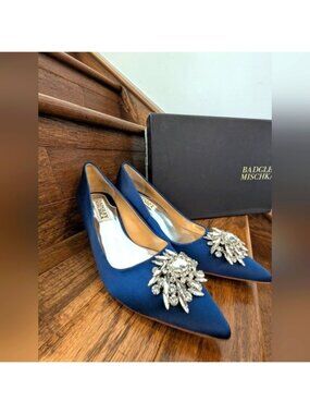 Gardenia Mid-Heel Pumps in Navy Badgley Mischka NWT Size 5.5